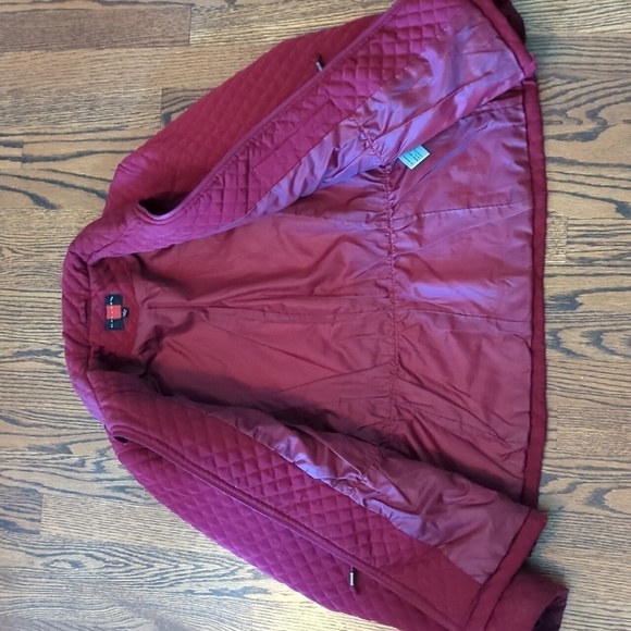 Gallery merlot wine quilted academia warm chic fall zip up barn jacket. Sz S - Picture 7 of 11